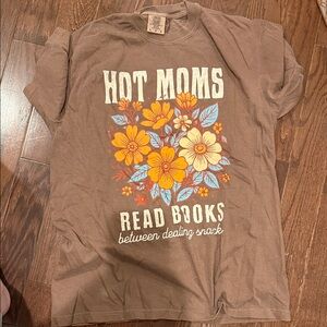 Comfort Colors Brown Floral Graphic Tee Hot moms read books